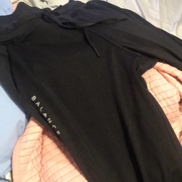 Balance Athletica Joggers - Picture 3 of 4